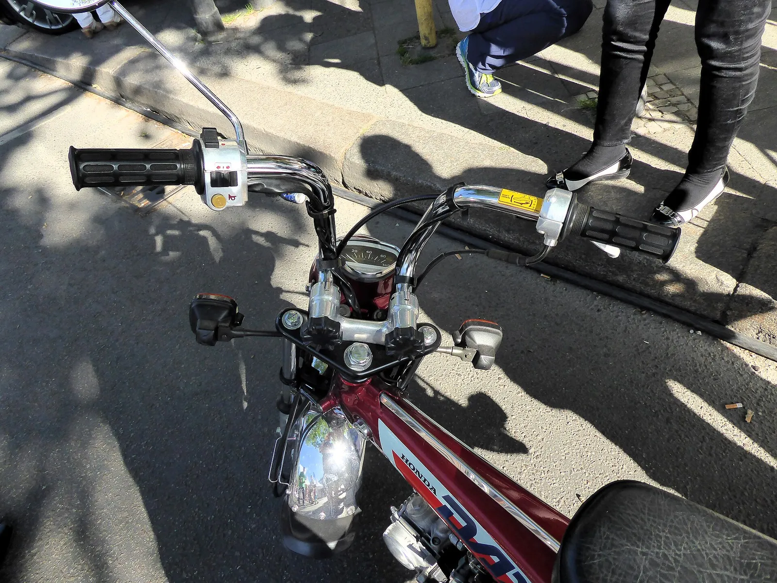 Honda Dax สีส้ม ORANGINAL เปิดตัวในไทย ราคาแนะนำ 84,900 บาท รูปที่ 1