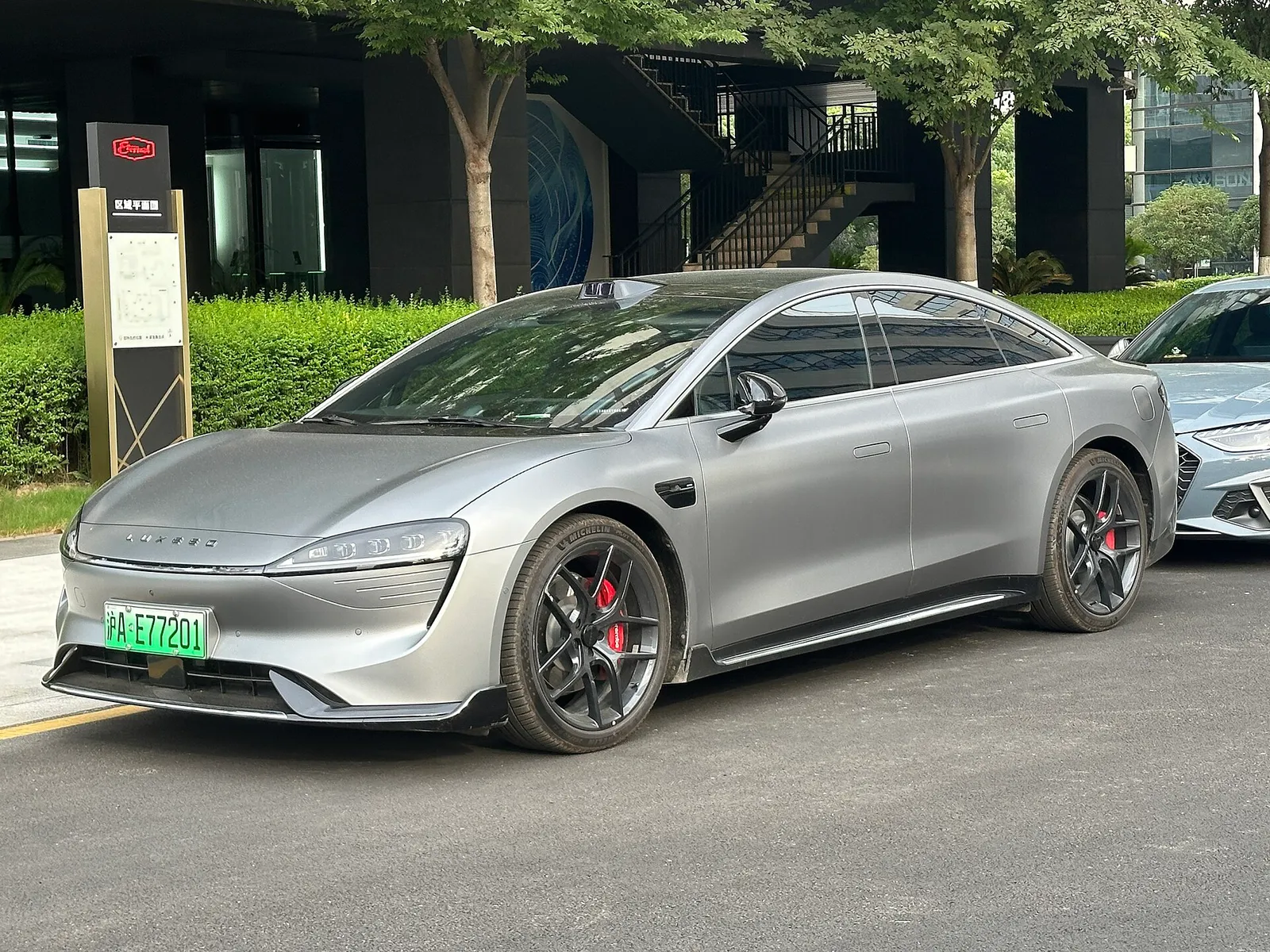 LUXEED EHV V9 รถตู้ REEV เตรียมเปิดตัวในไทยต้นปี 2027 รูปที่ 3