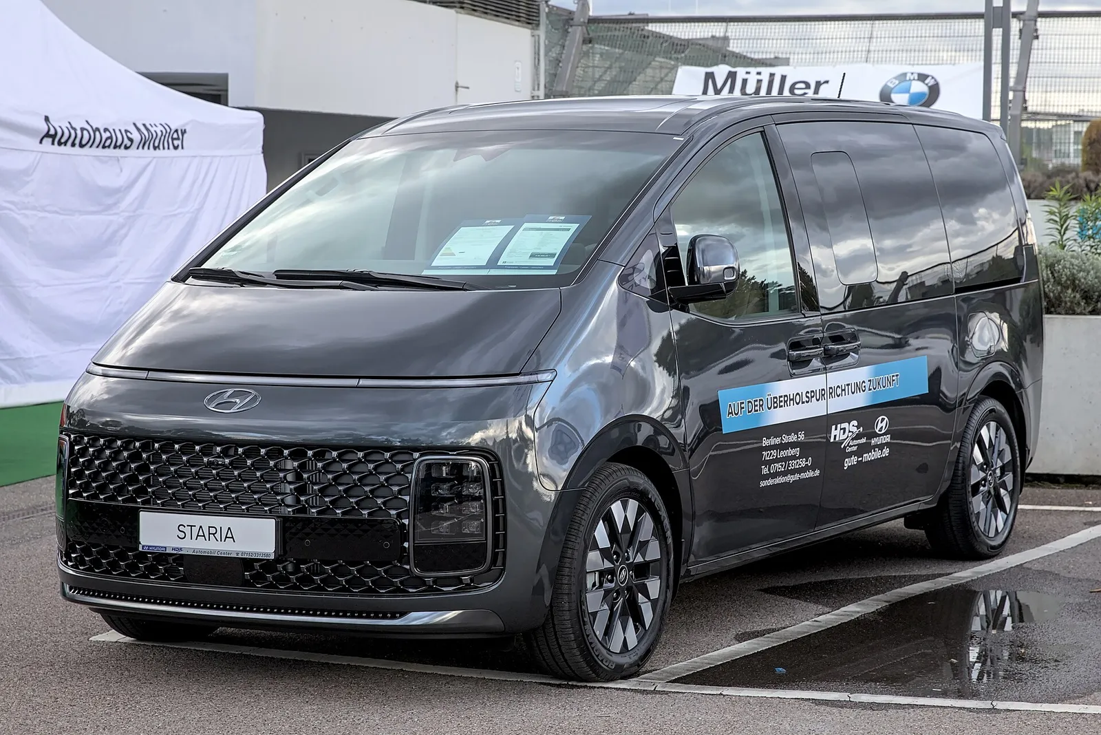 Hyundai STARIA Hybrid นำเข้าจากเกาหลี รีวิวรถตู้ 11 ที่นั่งฟูลไฮบริดคันแรกในไทย รูปที่ 1