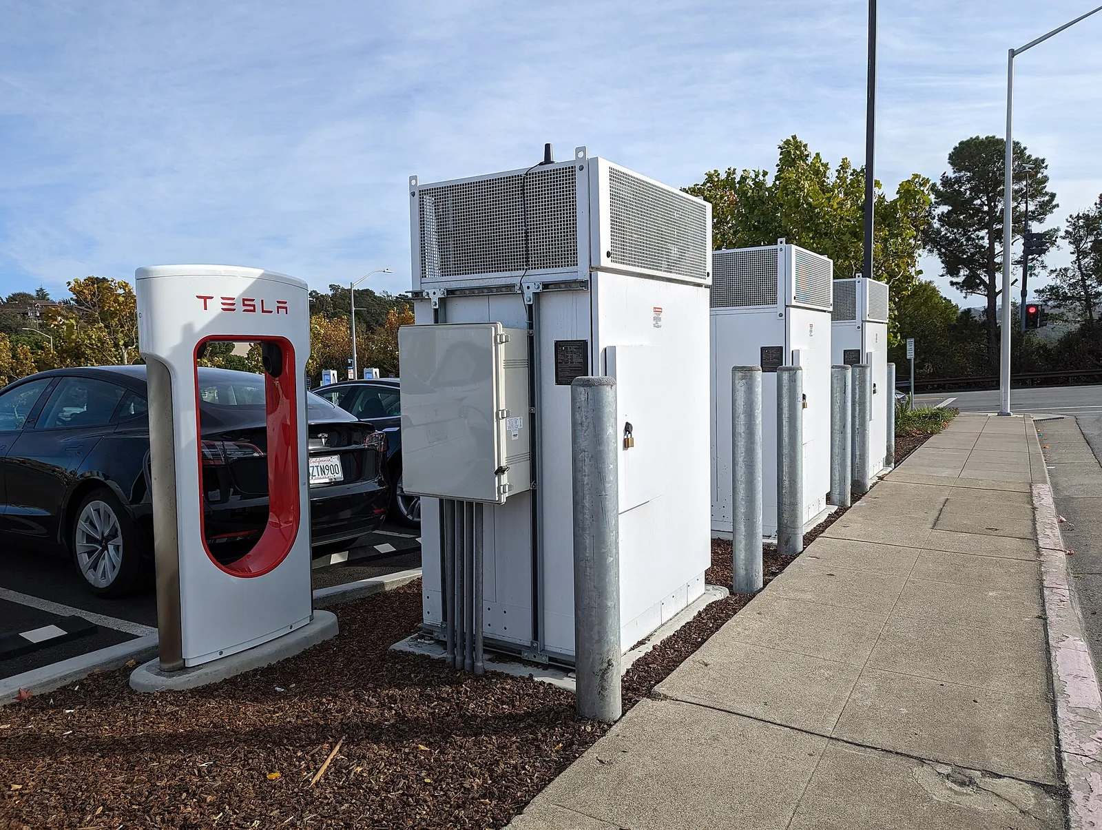 Tesla เตรียมเข้าเวียดนาม ท้าชน VinFast ที่ครองส่วนแบ่งตลาดราว 36% รูปที่ 4