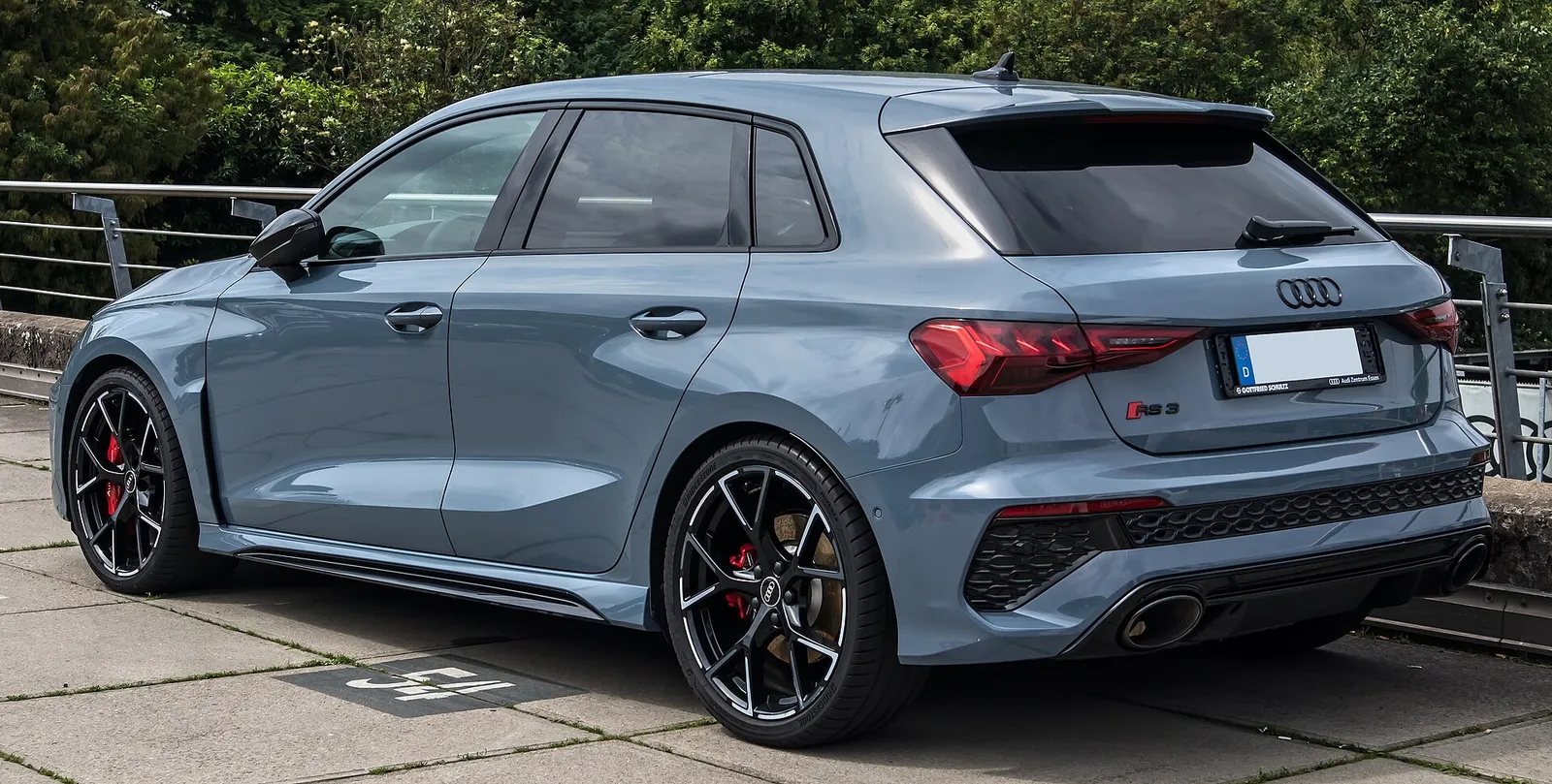 Audi RS 3 Sportback ใหม่ 400 แรงม้า วางจำหน่ายในไทยที่ 5,959,000 บาท รูปที่ 4