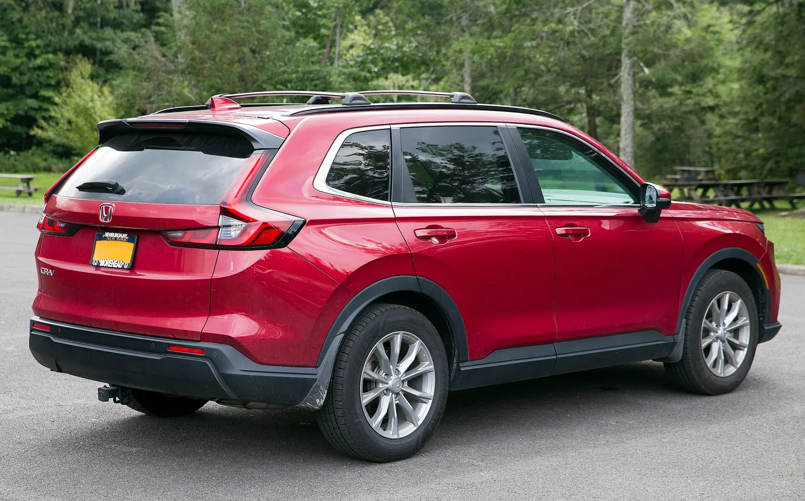 รถ Honda CR-V ตกสะพานวังแขม กำแพงเพชร ผู้โดยสาร 3 คนได้รับบาดเจ็บ รูปที่ 2