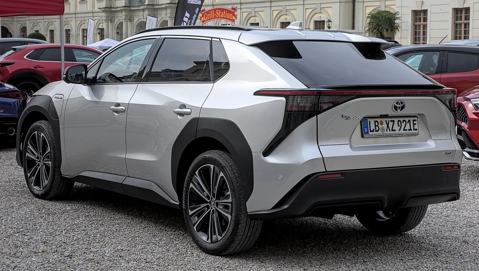 ยอดขาย EV ของ Toyota เพิ่มเท่าตัว ขณะที่รถน้ำมันในจีนยอดตกต่อเนื่อง รูปที่ 2