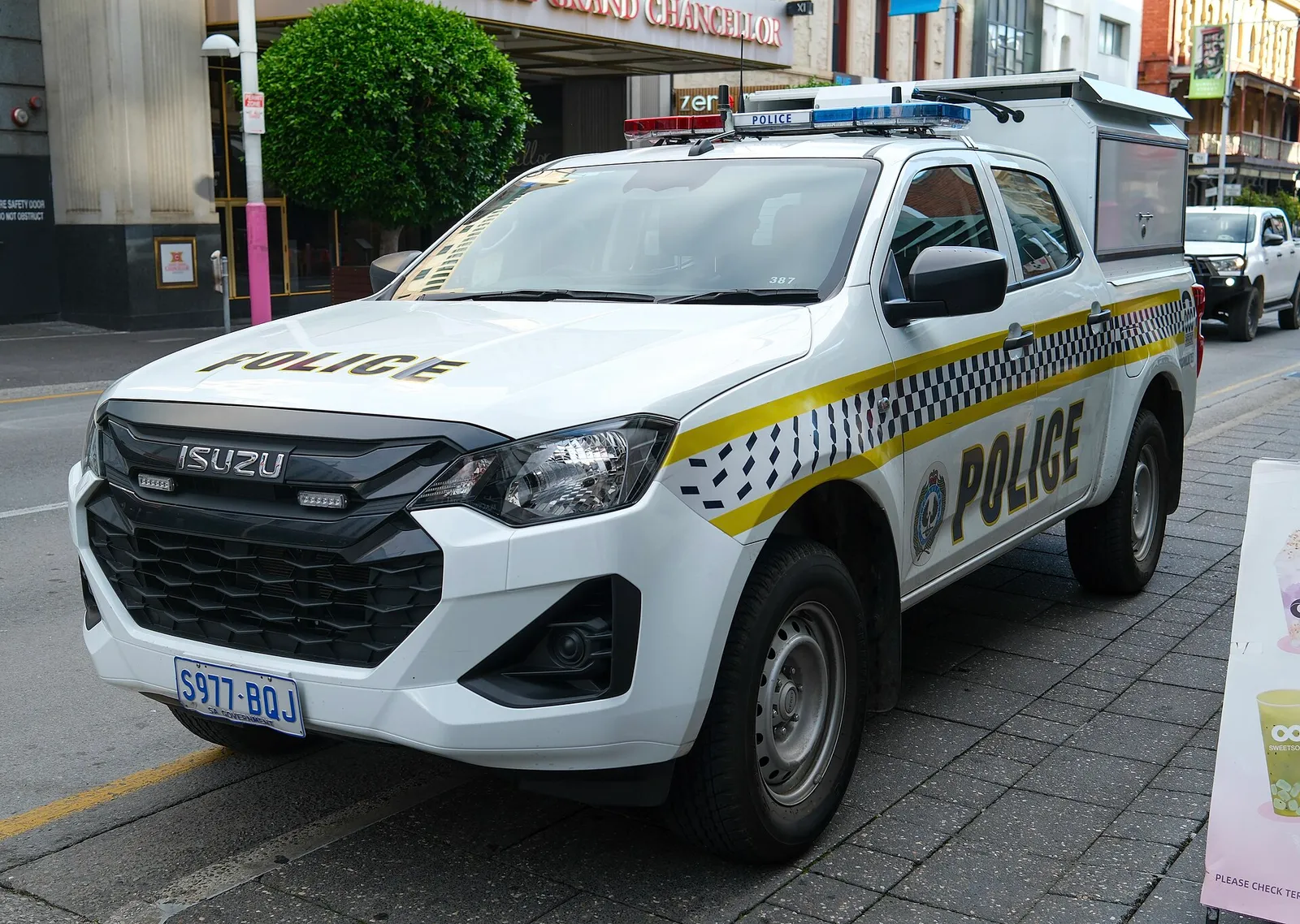 Isuzu D-MAX 2026 2.2 Bi-Turbo เริ่ม 1.064 ล้านบาท ปรับเครื่องยนต์และอุปกรณ์หลายรุ่นย่อย รูปที่ 1