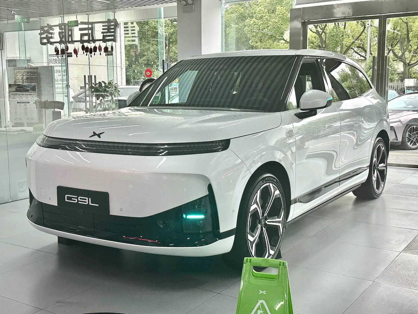 XPENG G9L รถ SUV ไฟฟ้า 3 แถว 6 ที่นั่ง เตรียมเปิดตัวในไทย 11 พฤศจิกายน รูปที่ 3