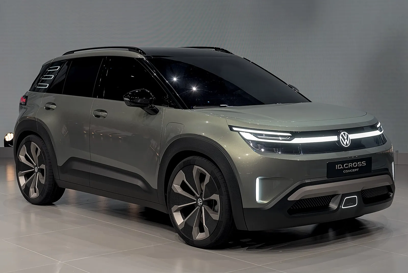 Volkswagen เปิดรับจอง ID. Cross รุ่นแบตเตอรี่ 37 kWh เริ่มประมาณ 31,000 ดอลลาร์ รูปที่ 2