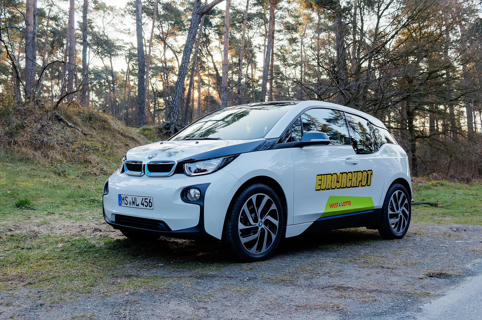 BMW i3 50L สเปกจีน ทำสถิติวิ่งไกล 1,213 กม. ต่อการชาร์จหนึ่งครั้ง รูปที่ 2