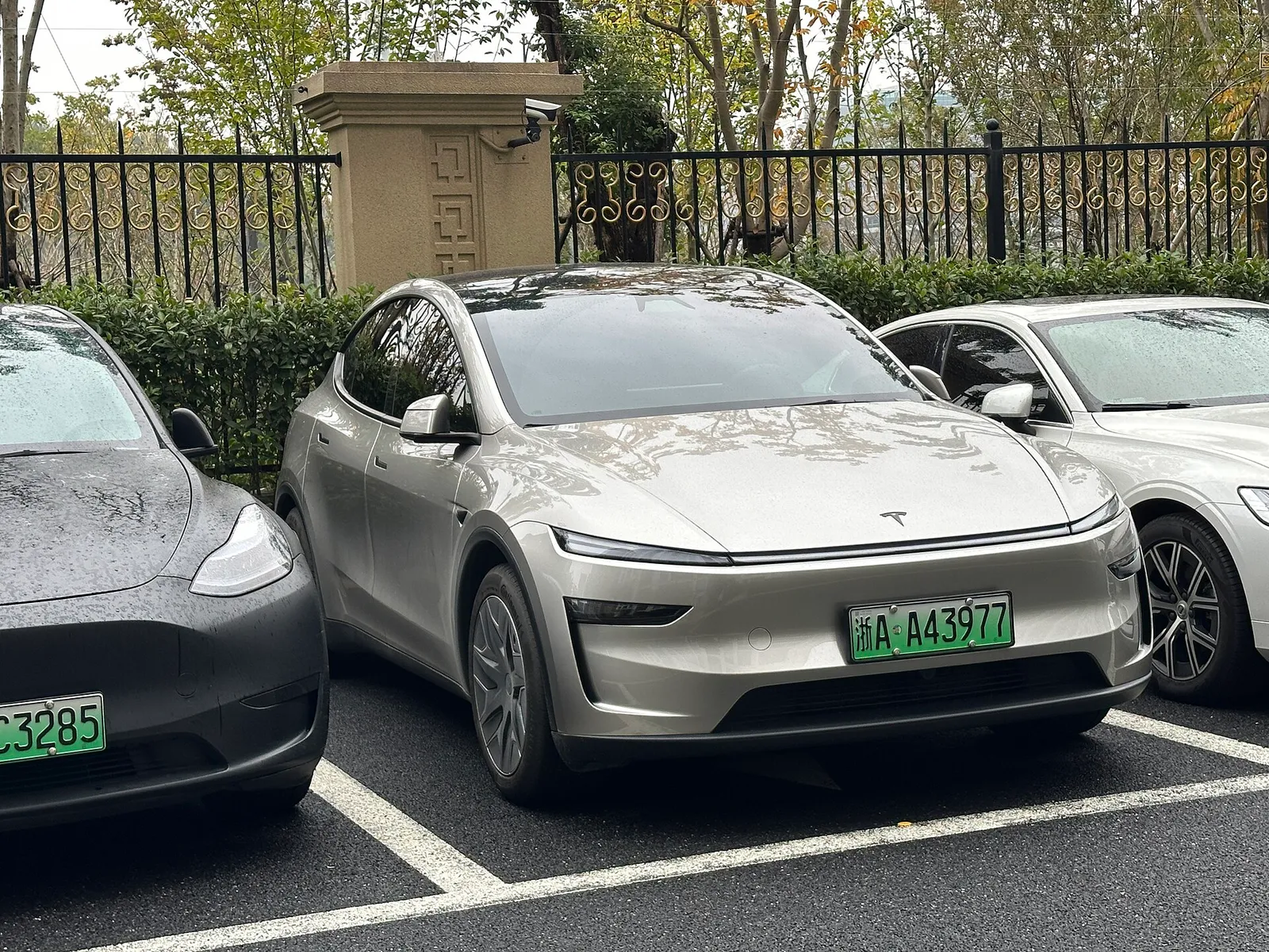 Tesla Model Y L 2027 เปิดตัวพร้อมผลทดสอบจาก Car and Driver รูปที่ 2