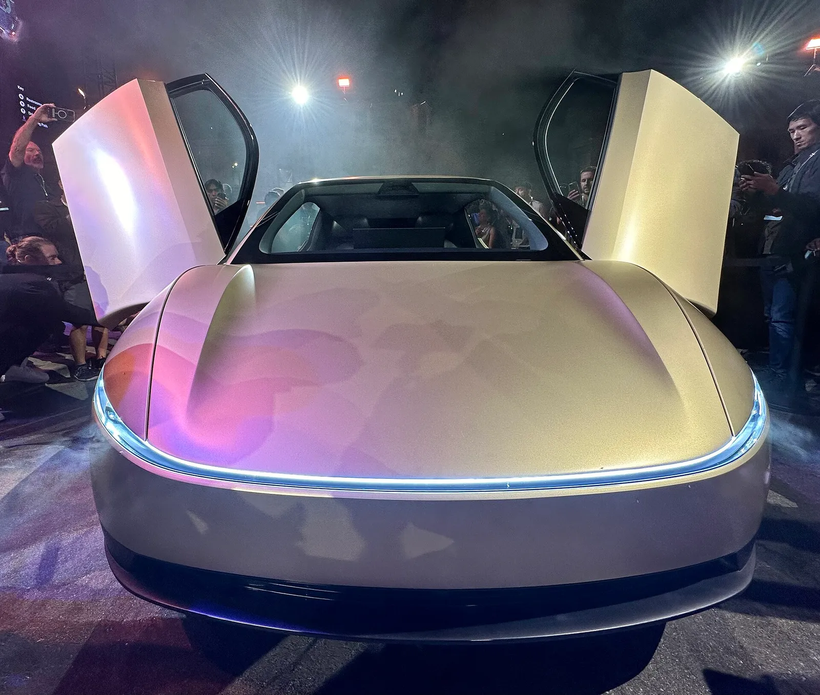 Tesla เตรียมส่งมอบ Cybercab ให้ลูกค้าปลายปีนี้ พร้อมข้อสงสัยเรื่องการขับขี่อัตโนมัติ รูปที่ 4
