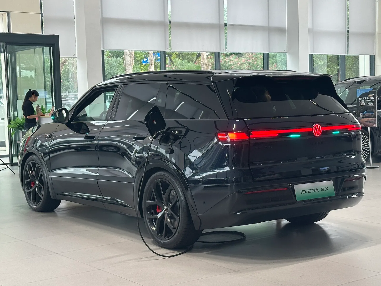VW ID. ERA 8X เปิดตัวในจีน ราคาโปรโมชันเริ่มต้น 206,800 yuan รูปที่ 4