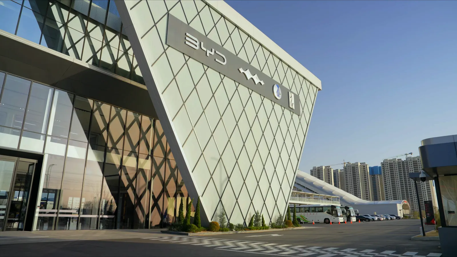 BYD Malaysia เลือก Inokom ของ Sime Motors เป็นพาร์ตเนอร์ประกอบรถ CKD รูปที่ 1